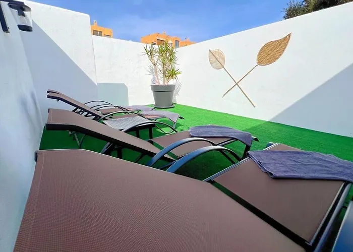 Сasa de vacaciones With Sea View *