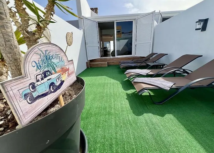 With Sea View Dom wakacyjny *